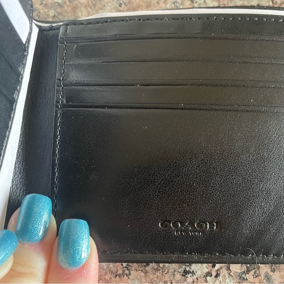 Coach mens wallet - Picture 4 of 4